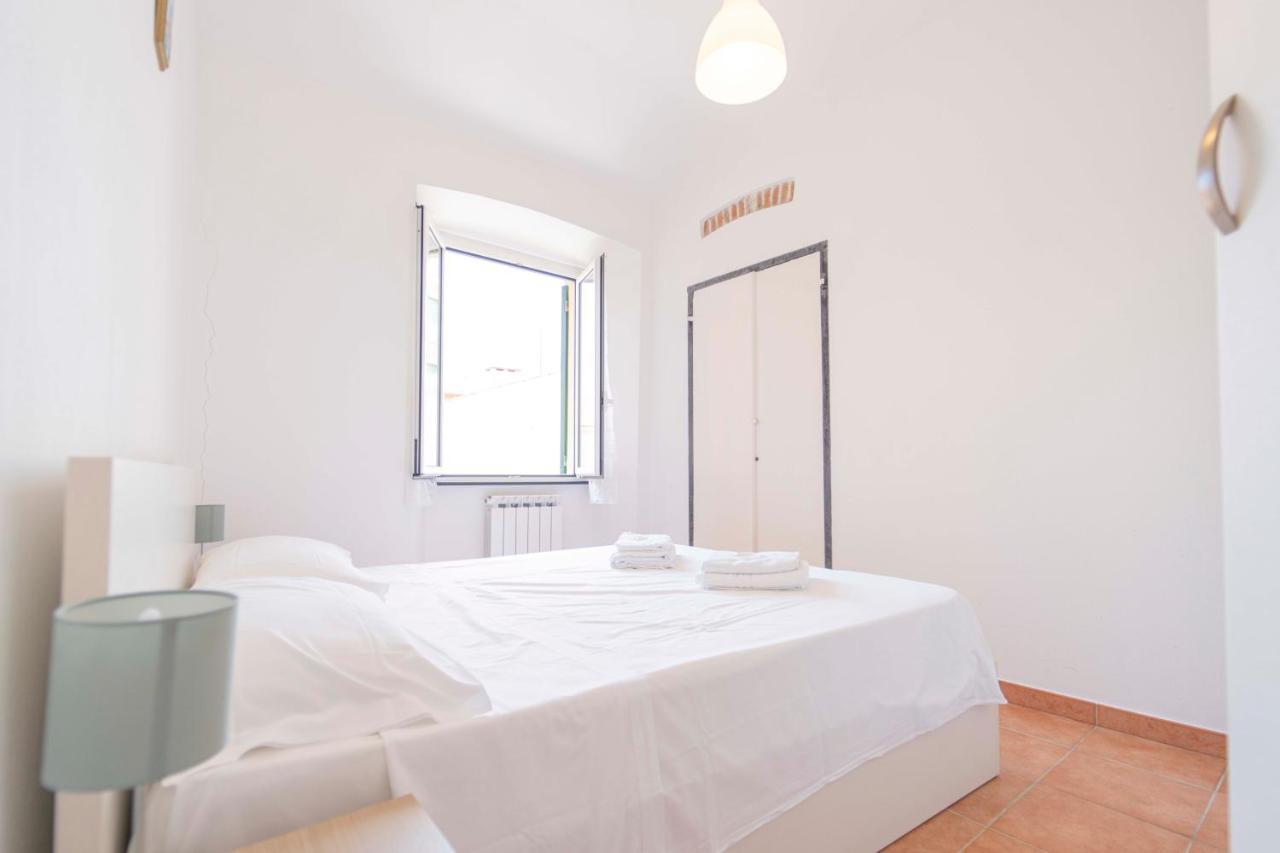 096 - Casa Al Borgo Cavi Di Lavagna, 150 Metri Dal Mare Apartment Bagian luar foto